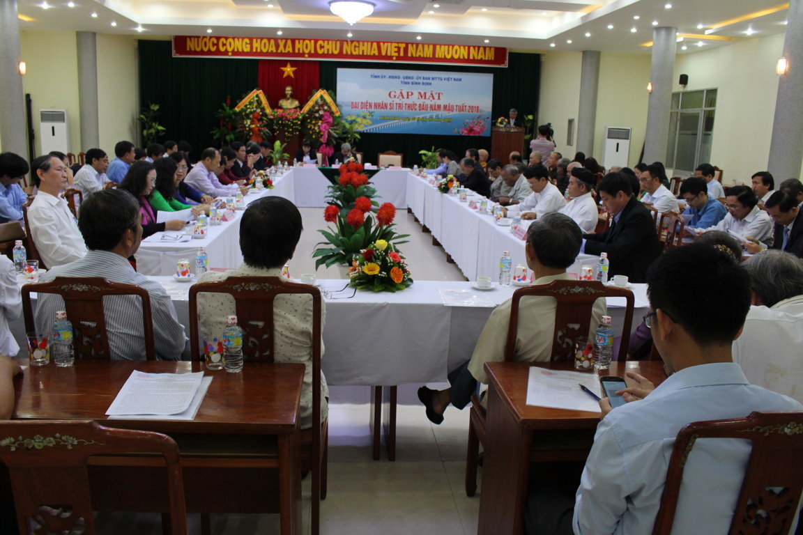 Trung tâm Y tế huyện Vĩnh Thạnh tổ chức Tọa đàm kỷ niệm 63 năm Ngày Thầy thuốc Việt Nam (27/2/1955 – 27/2/2018)
